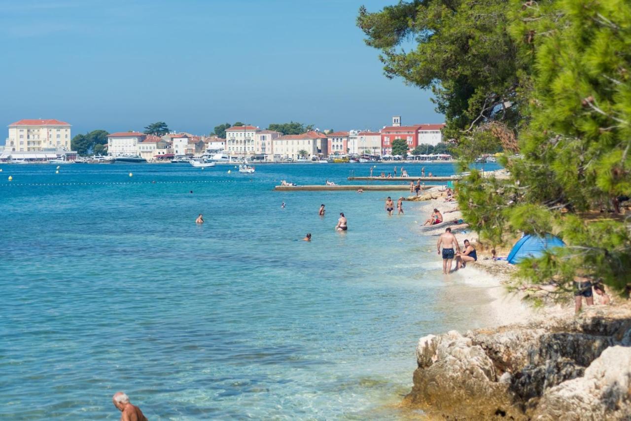 Rooms On Liberty Square Porec Bagian luar foto